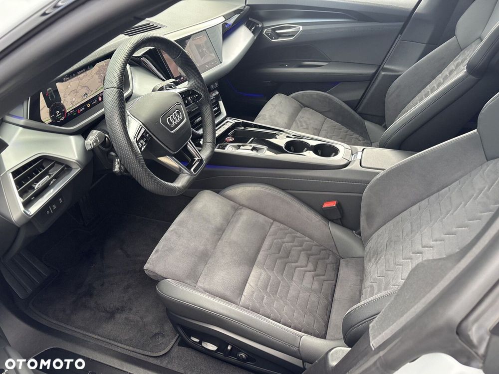 Audi e-tron GT - 16