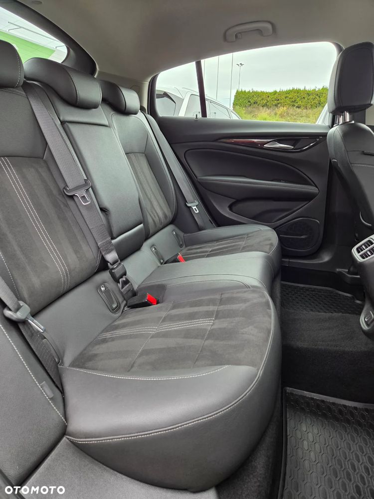 Opel Insignia 2.0 CDTI Elegance S&S - 19