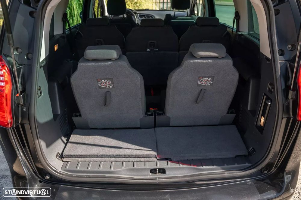 Peugeot 5008 1.6 E-HDi 7L SE Style 2-Tronic - 20