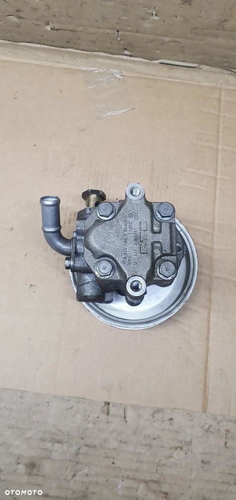 Pompa wspomagania kierownicy VW Touareg 3.0 TDI 7L8422154D - 4