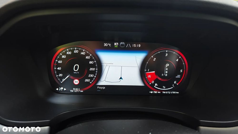 Volvo V90 D4 Momentum Pro - 19