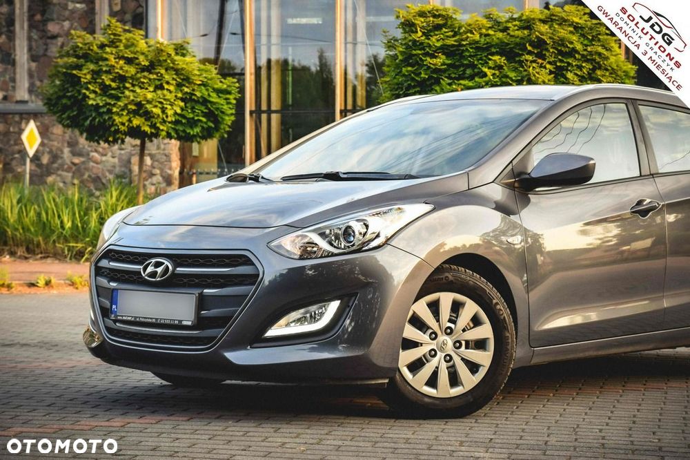 Hyundai i30 1.6 D Style - 9