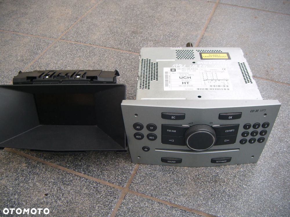 opel  astra h radio cd z wyświetlaczem 13289932 13301077 - 1