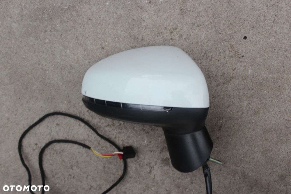 Lusterko Prawe Audi A1 5PIN - 2