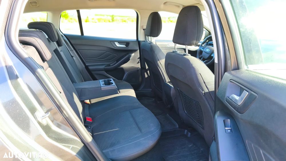 Ford Focus 1.5 EcoBlue Titanium - 8