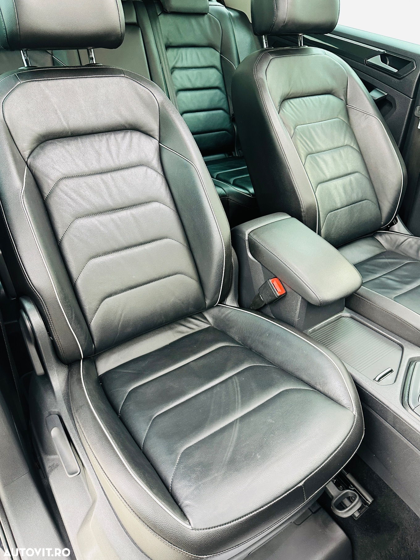 Volkswagen Tiguan - 23