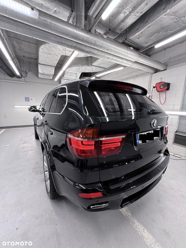 BMW X5 2010 photo 2