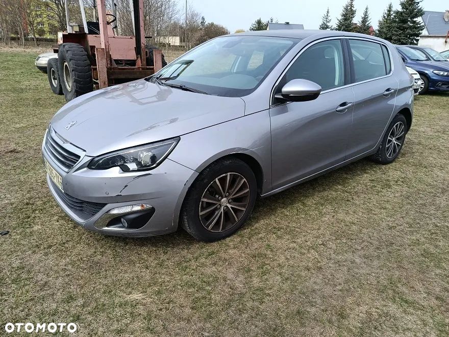 Peugeot 308 - 1
