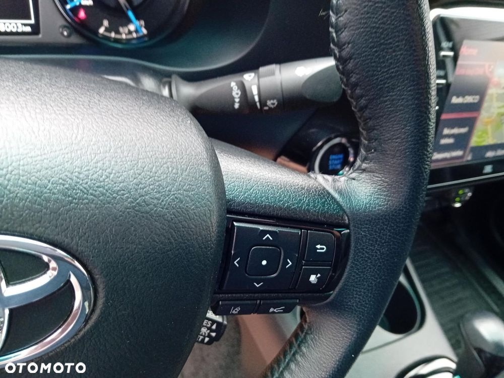 Toyota Hilux 2.8 D-4D Double Cab Invincible Sport 4x4 - 19