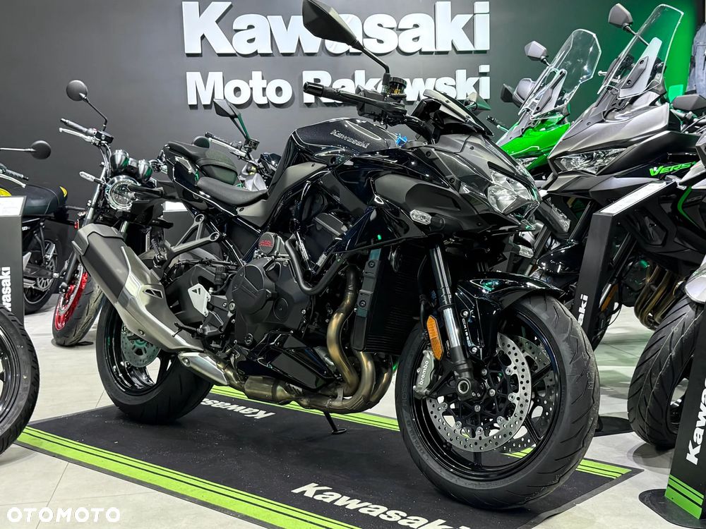 Kawasaki H2 - 2