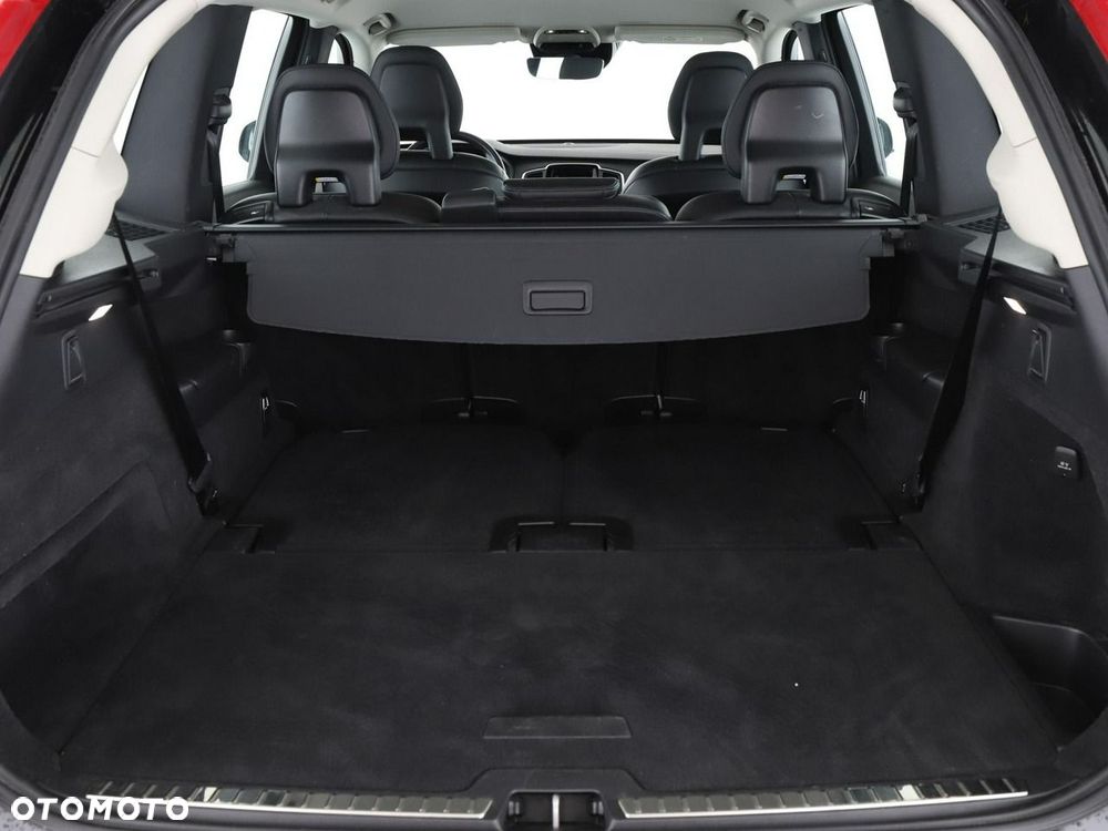 Volvo XC 90 B5 D AWD Momentum Pro - 21