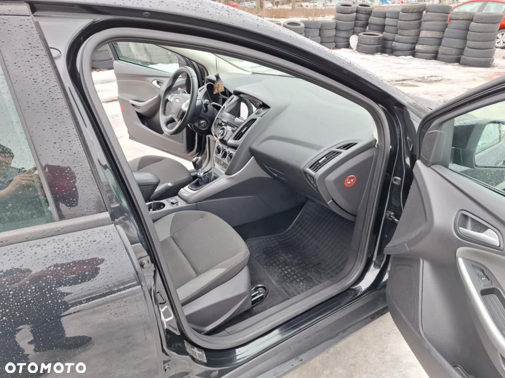 Ford Focus - 8
