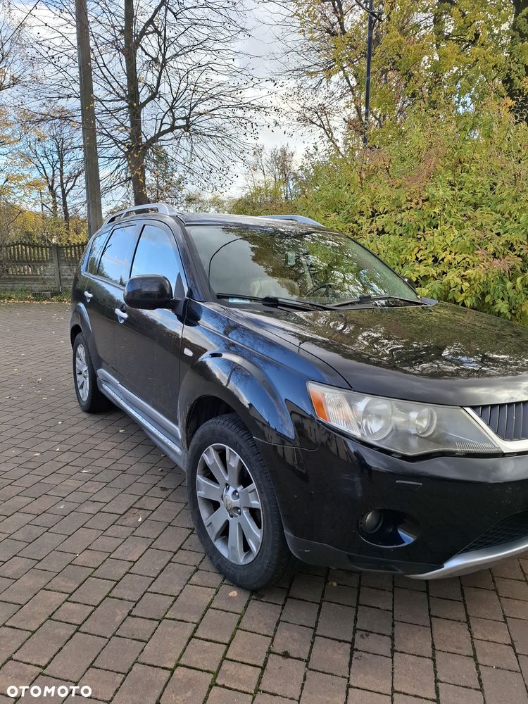 Mitsubishi Outlander - 6