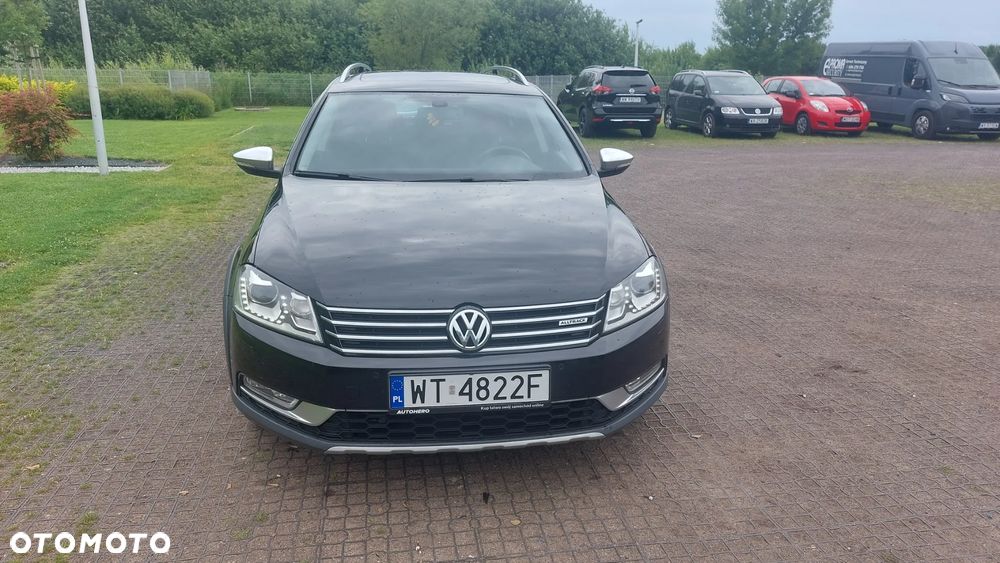 Volkswagen Passat Alltrack 2.0 TDI 4Mot DSG - 2
