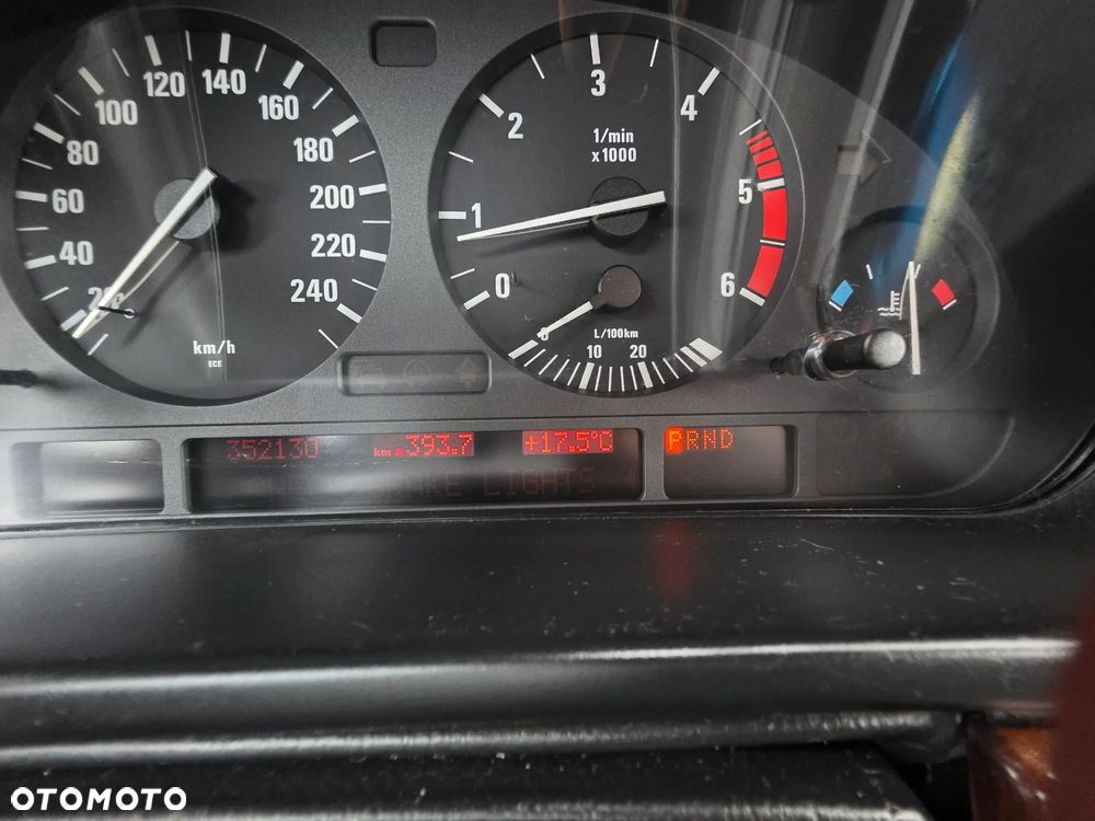 BMW Seria 5 - 13