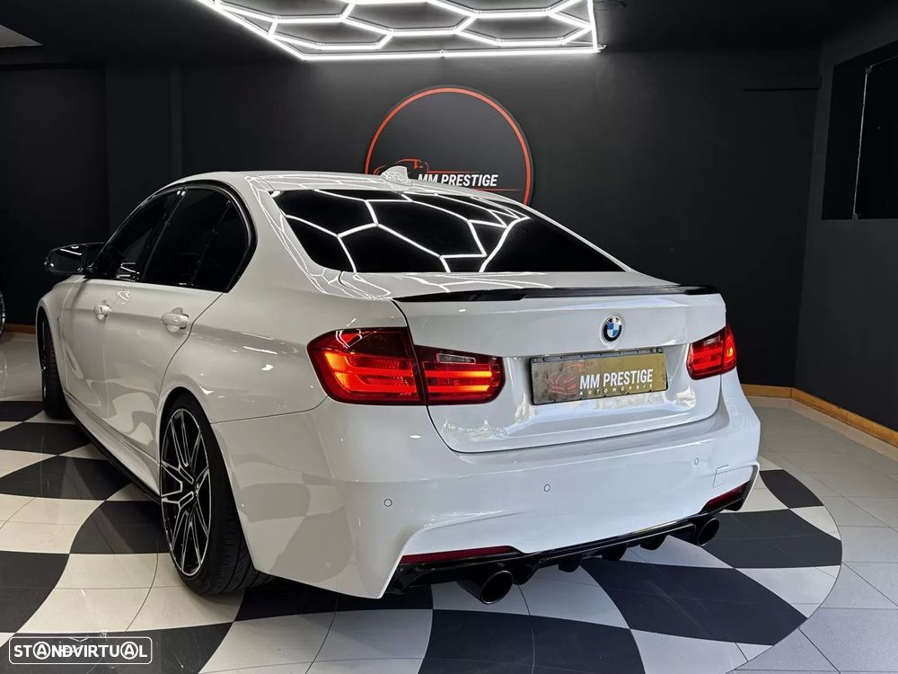 BMW 320 d Pack M - 23