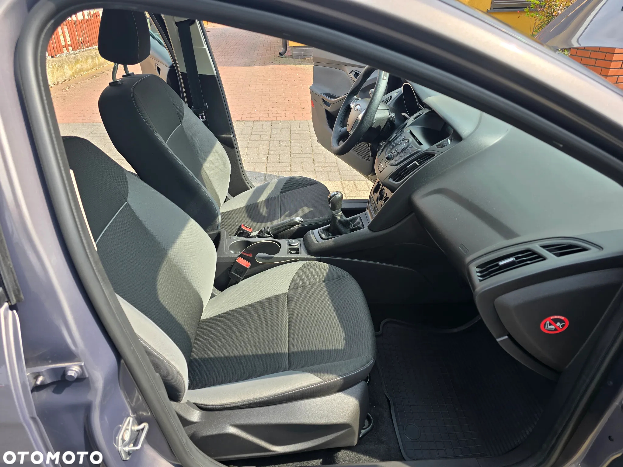 Ford Focus 1.0 EcoBoost 99g Trend - 17