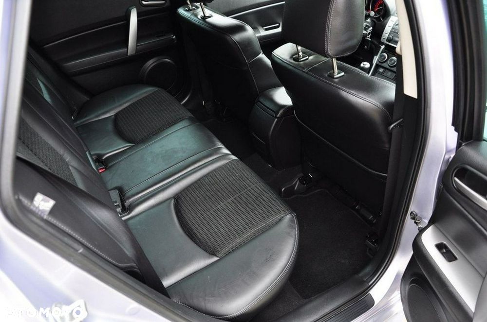 Mazda 6 2.2 CD Exclusive + - 27