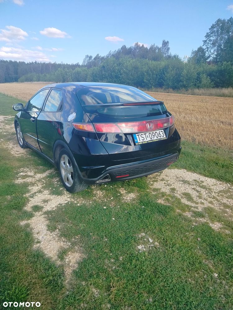 Honda Civic 2.2i-CTDi Comfort - 2