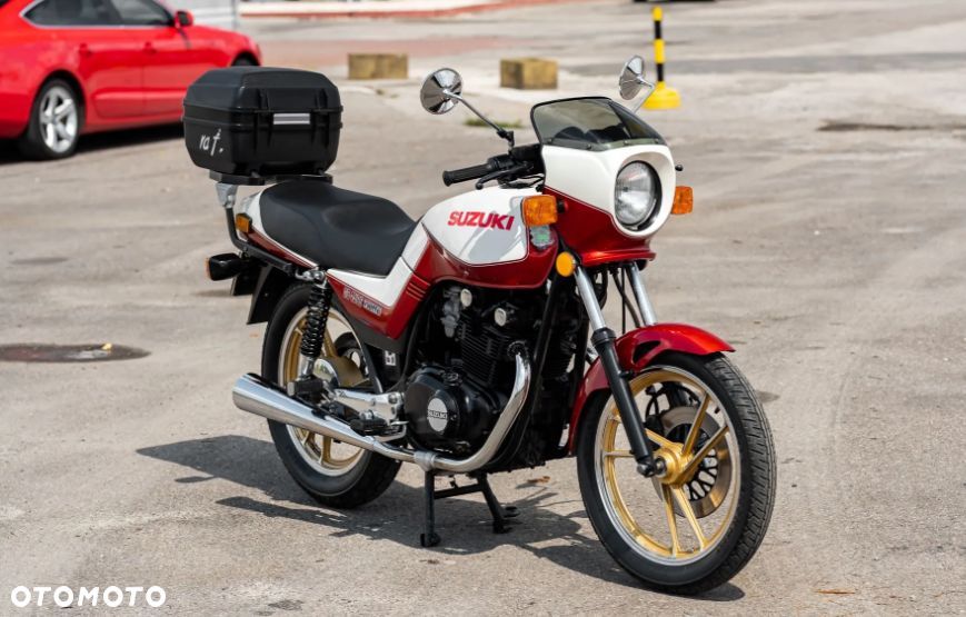 Suzuki GS - 12