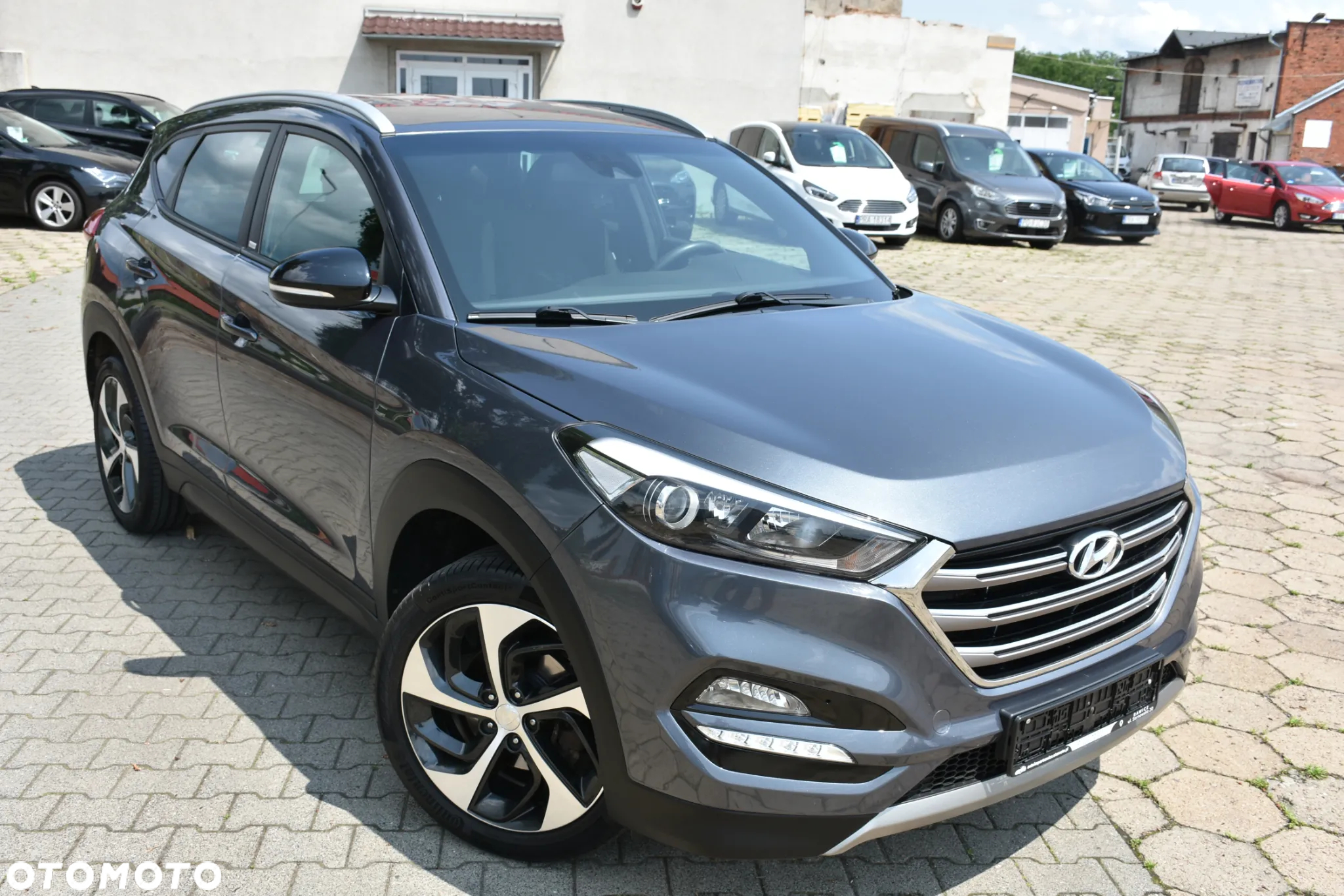 Hyundai Tucson blue 1.6 GDi 2WD Passion - 2