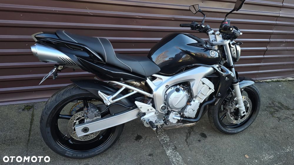 Yamaha FZ6 - 7