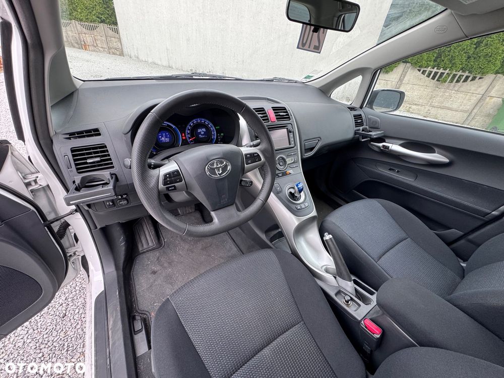 Toyota Auris 1.8 HSD Luna - 10