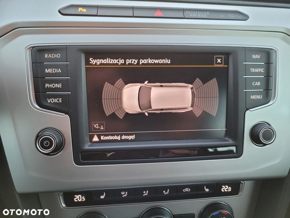 Volkswagen Passat 2.0 TDI SCR (BlueMotion Technology) Comfortline - 8