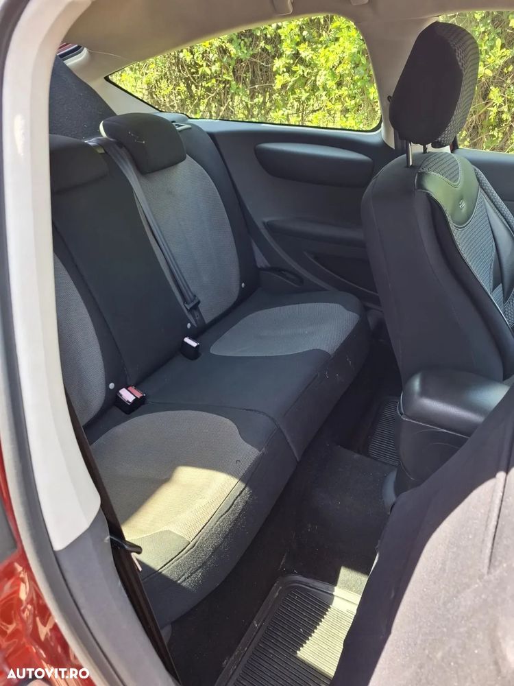 Citroën C4 - 4