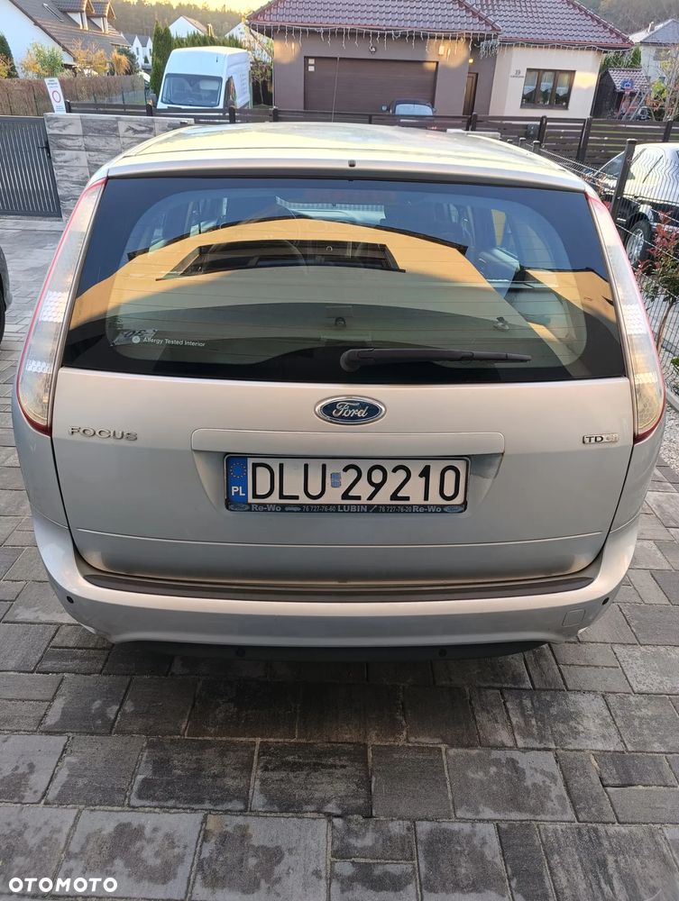 Ford Focus 1.6 TDCi Ambiente - 5