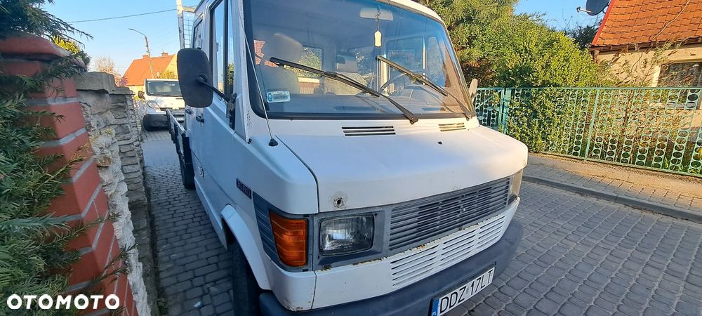 Mercedes-Benz Skrzynia - 2