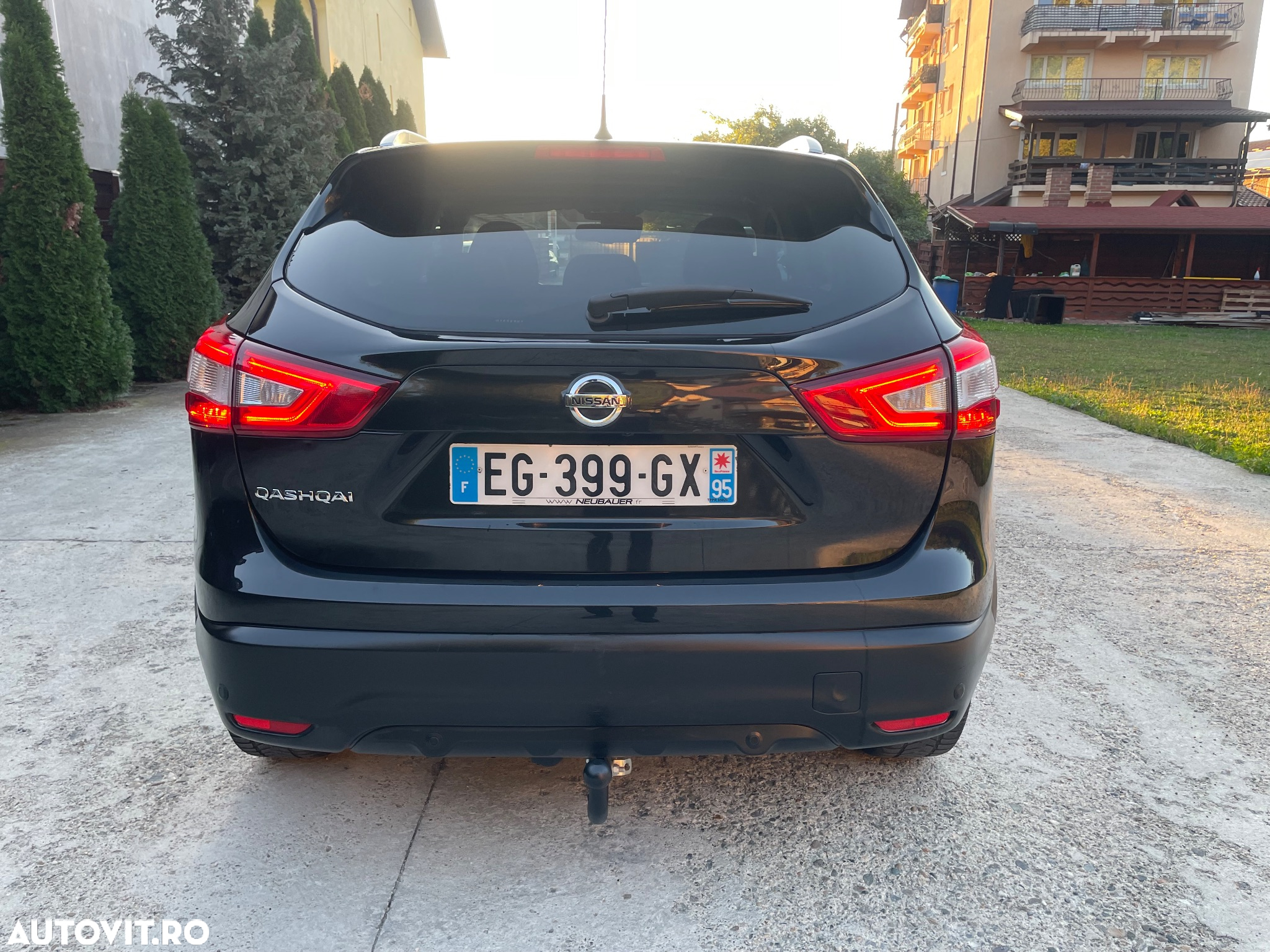 Nissan Qashqai 1.6 DCI Start/Stop X-TRONIC Tekna - 14