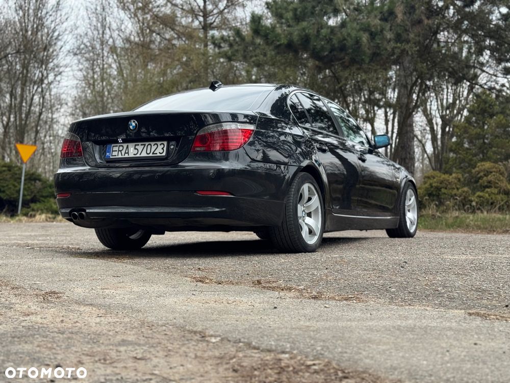 BMW Seria 5 525d - 3
