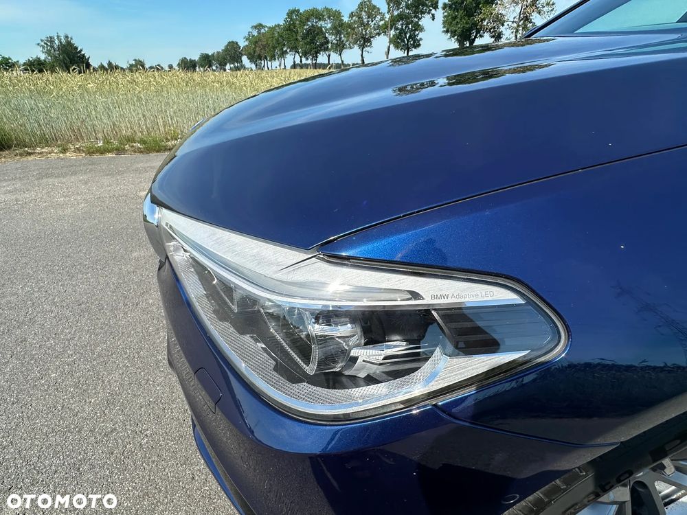 BMW Seria 5 520d xDrive - 9