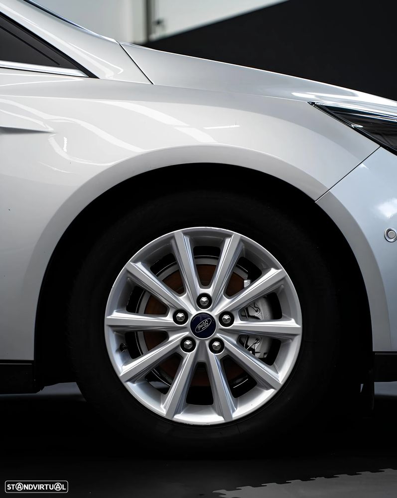 Ford Focus SW 1.5 TDCi Titanium - 6