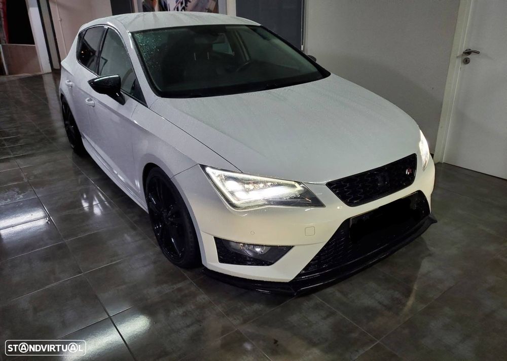 SEAT Leon 2.0 TDI DPF S&S FR - 4