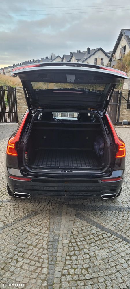 Volvo XC 60 D4 AWD R-Design - 19