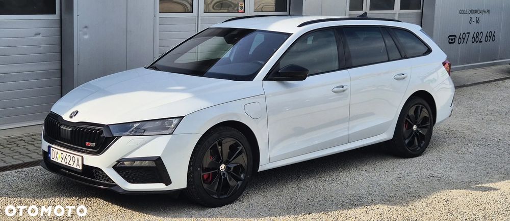 Skoda Octavia 1.4 TSI DSG RS First Edition - 4