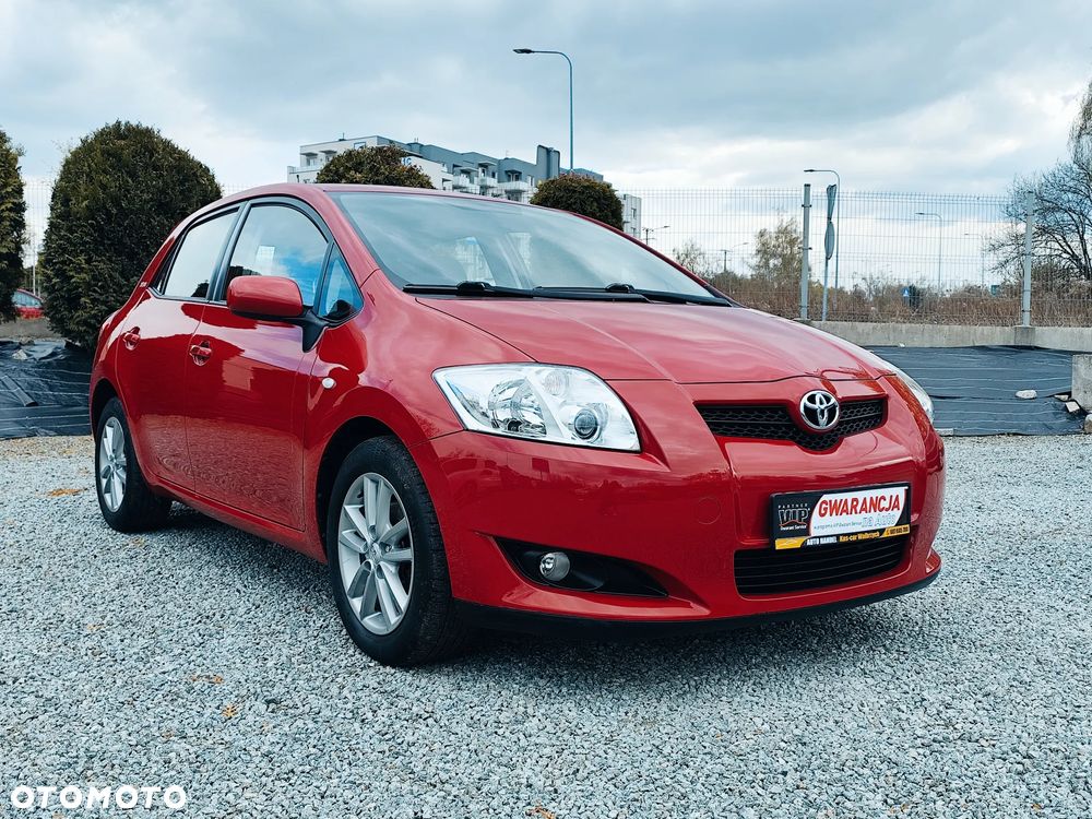 Toyota Auris 1.4 VVT-i Sol - 1