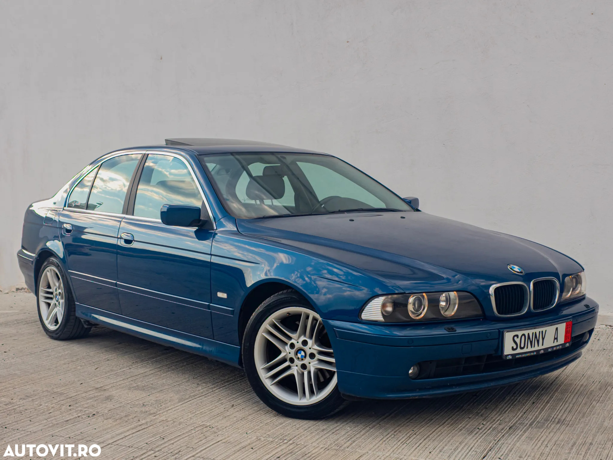 BMW Seria 5 530iA - 4