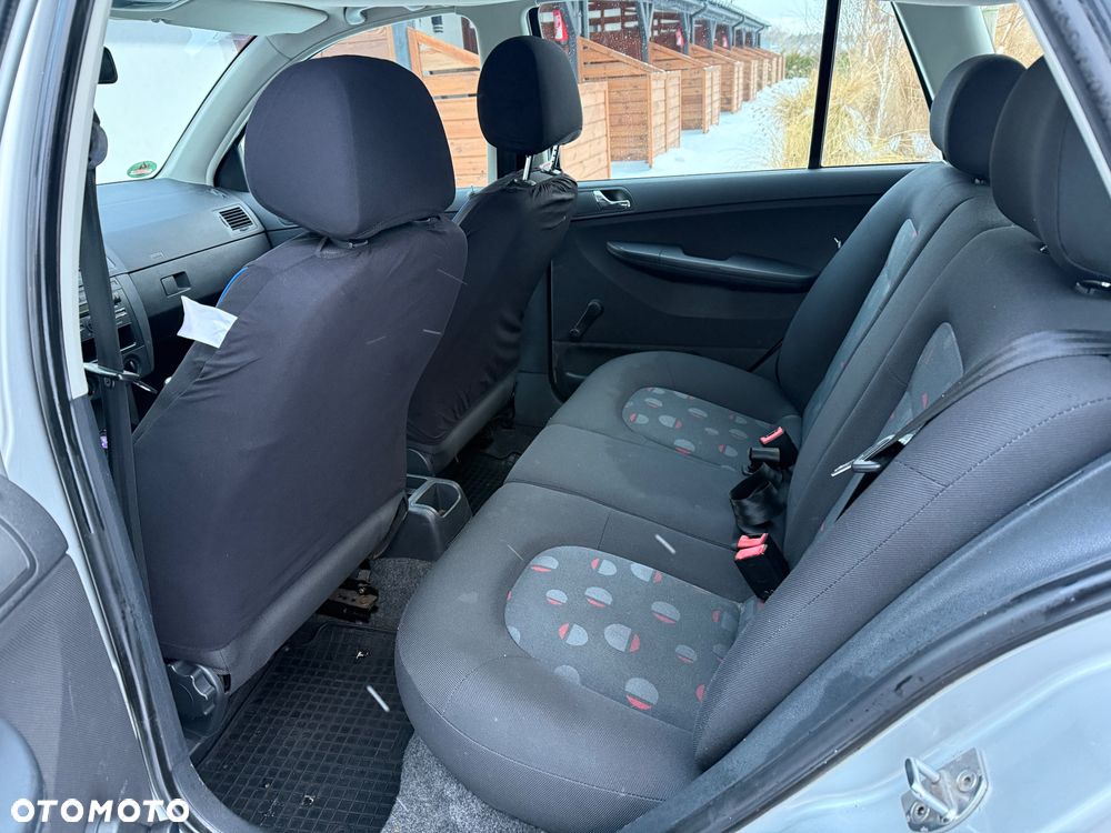 Skoda Fabia 1.4 16V Combi Comfort - 6