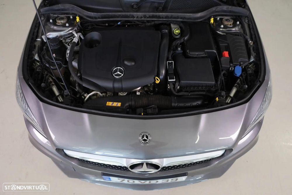 Mercedes-Benz CLA 200 d Shooting Brake AMG Line Aut. - 10