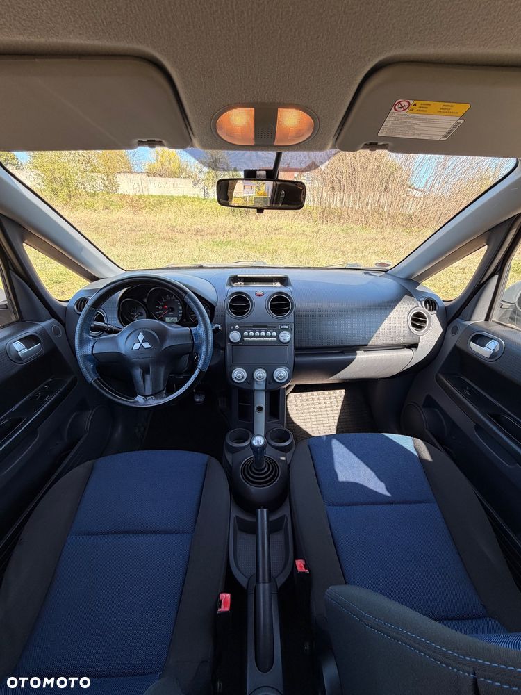 Mitsubishi Colt 1.3 Motion - 10