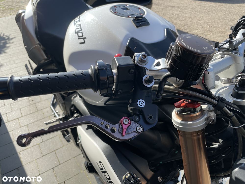 Triumph Speed Triple - 17