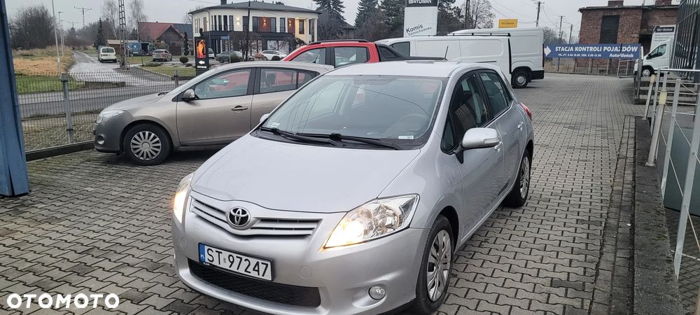 Toyota Auris 1.6 Premium MM - 5