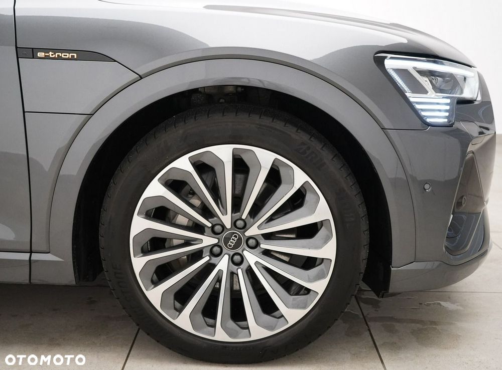 Audi e-tron Sportback - 12