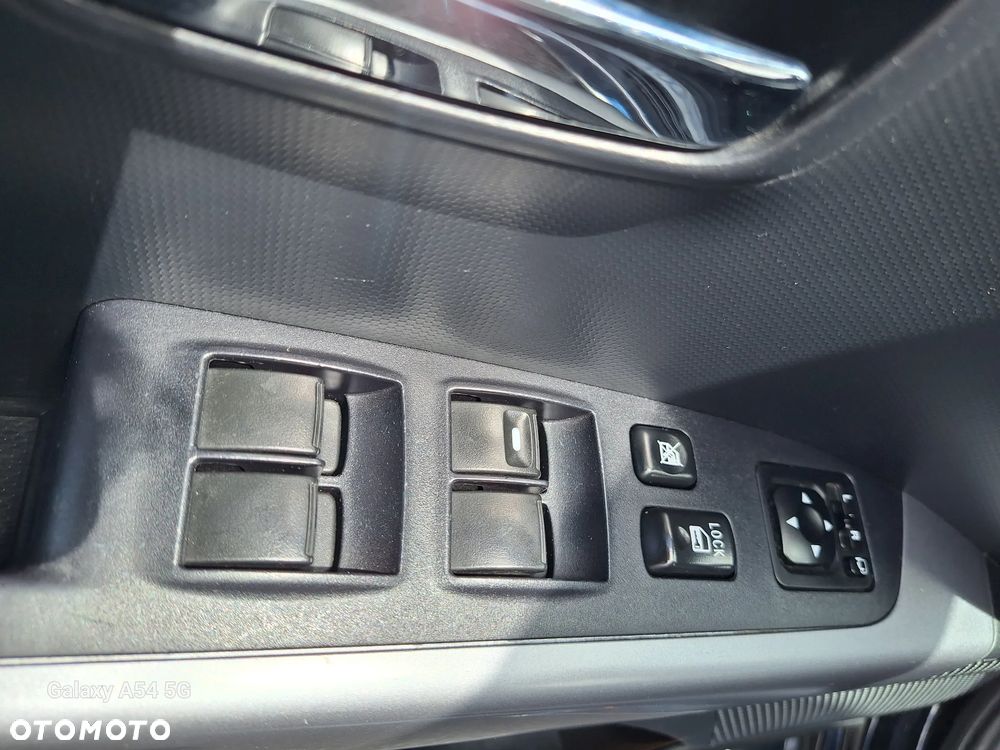 Peugeot 4007 2.2HDi Premium - 9