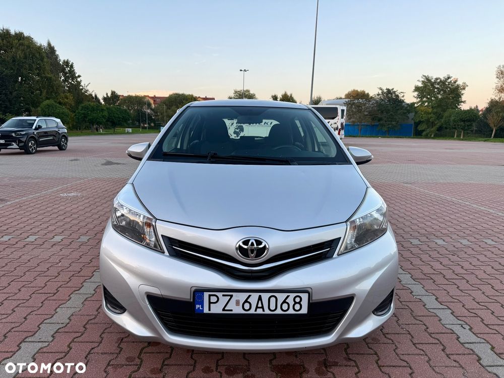 Toyota Yaris 1.33 Premium MS EU6 - 12