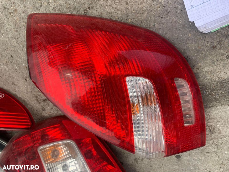 Vand stop dreapta Skoda Fabia 2 hatchback, cod 5J6945112A, volan pe stanga - 1