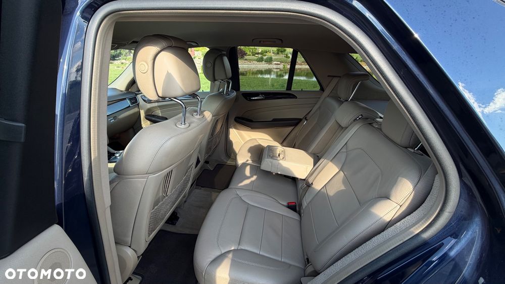 Mercedes-Benz ML - 19